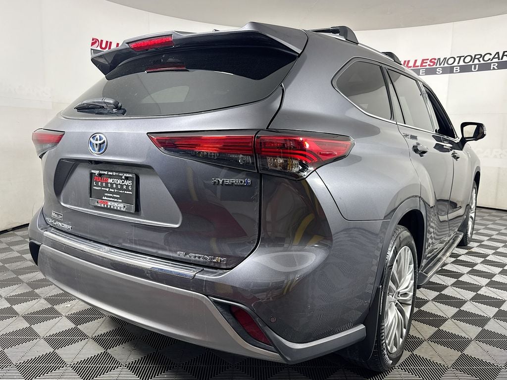 2023 Toyota Highlander Platinum
