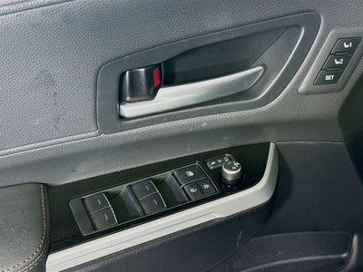 2025 Toyota Sienna Platinum-Hybrid 7 Passenger