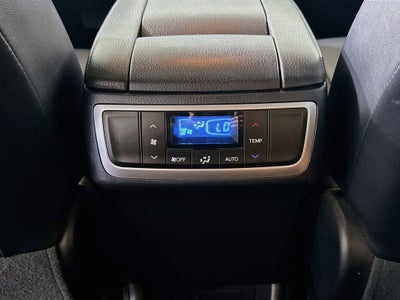 2015 Toyota Highlander XLE V6 AWD Preferred Owner's Portfolio