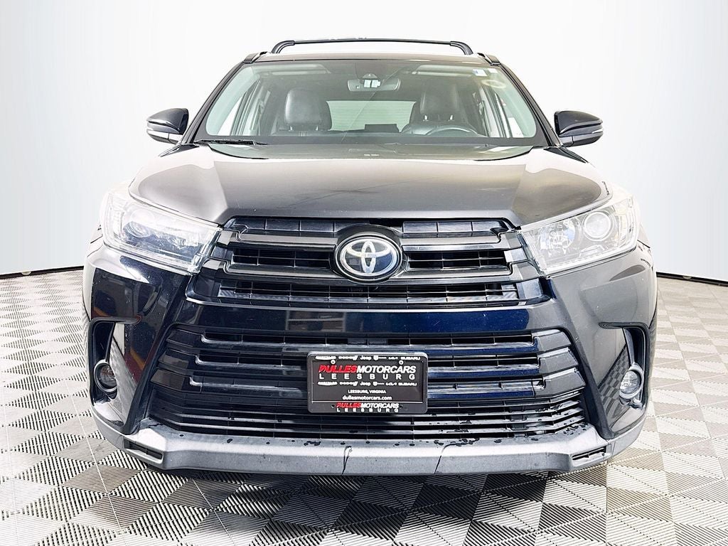 2019 Toyota Highlander SE