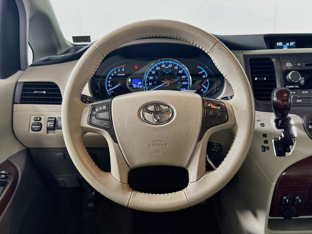 2011 Toyota Sienna XLE