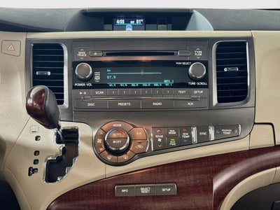 2011 Toyota Sienna XLE