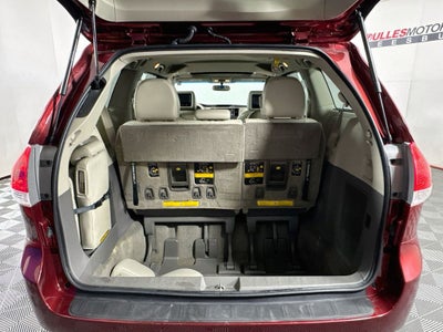 2011 Toyota Sienna XLE