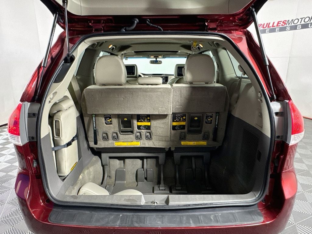 2011 Toyota Sienna XLE