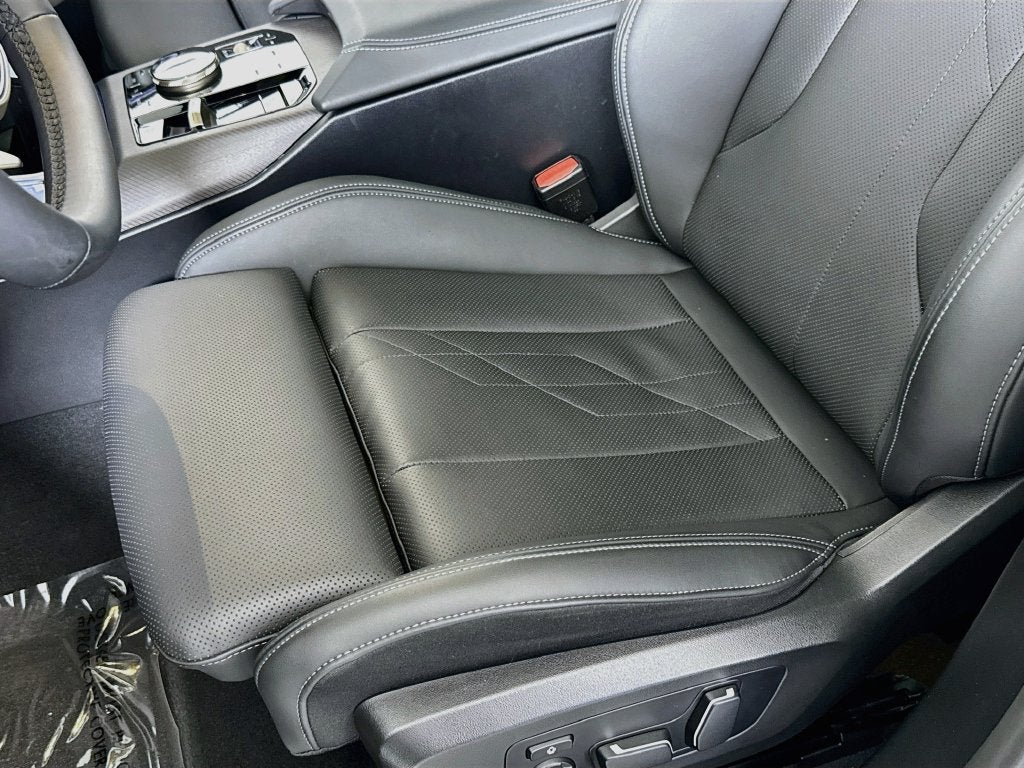2025 BMW X3 30 xDrive Premium Package