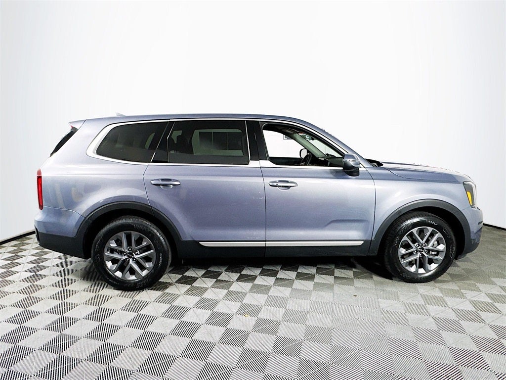 2023 Kia Telluride LX