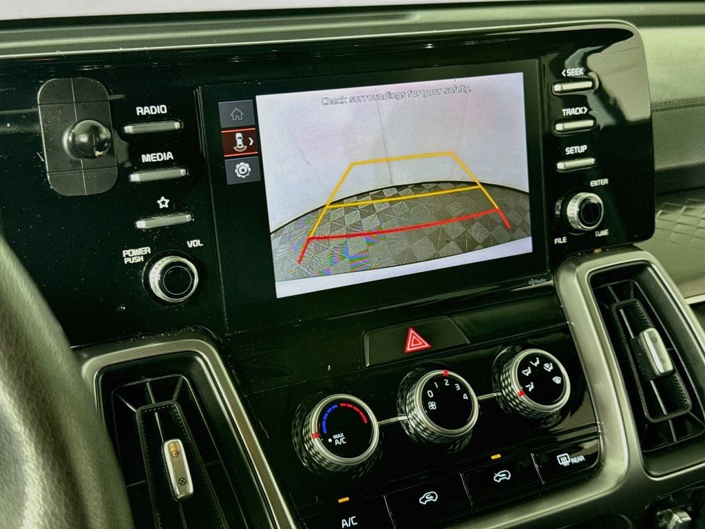 2023 Kia Sorento LX