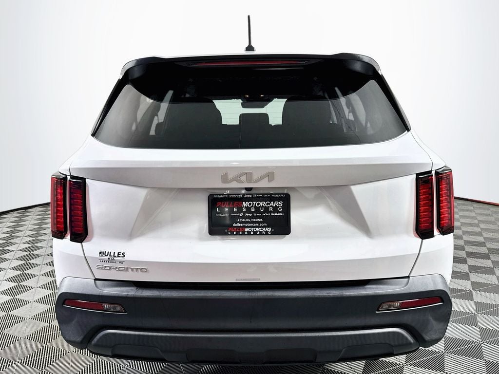 2023 Kia Sorento LX