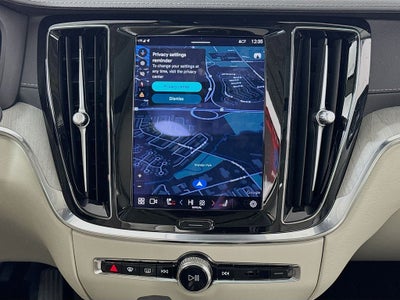 2024 Volvo S60 Recharge Plug-In Hybrid Ultimate