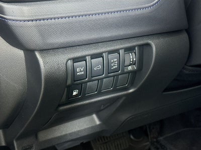 2025 Subaru Forester Limited Hybrid