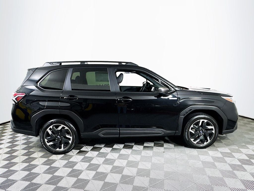 2025 Subaru Forester Limited Hybrid