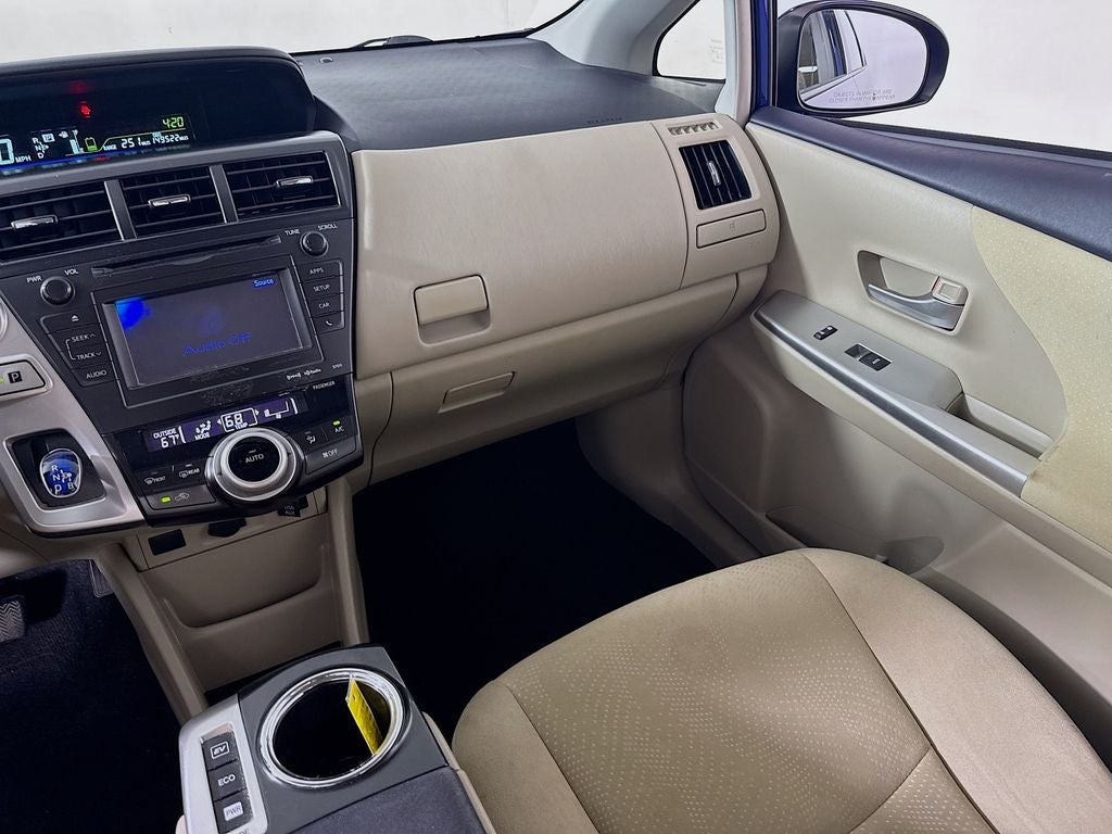2014 Toyota Prius v Three