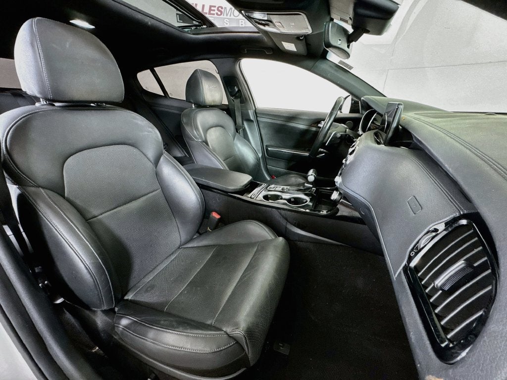 2022 Kia Stinger GT-Line Sun&Sound Package
