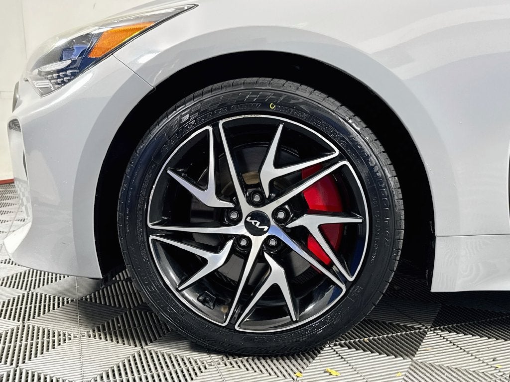 2022 Kia Stinger GT-Line Sun&Sound Package