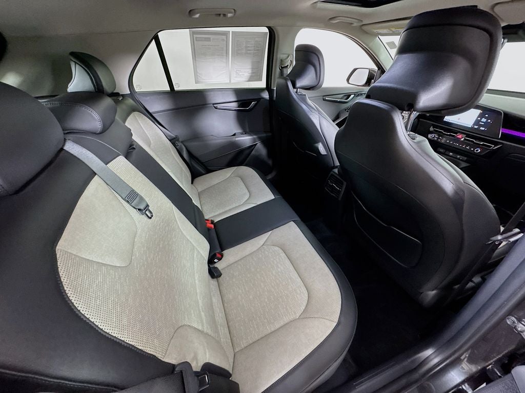 2025 Kia Niro SX Touring