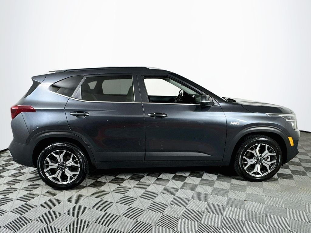 2022 Kia Seltos EX