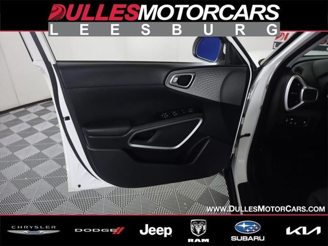 2022 Kia Soul LX Technology Packege