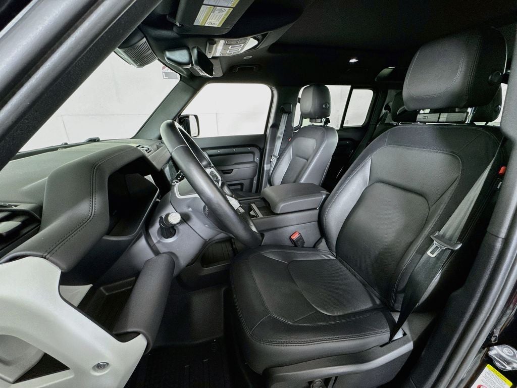 2024 Land Rover Defender X-Dynamic SE