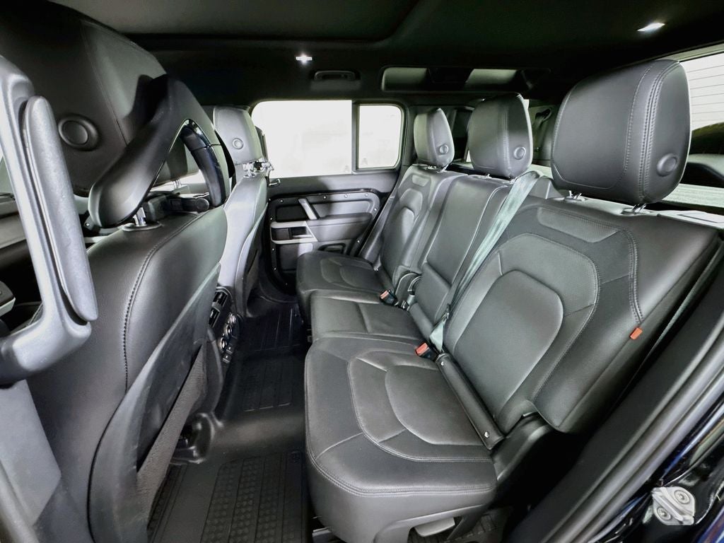 2024 Land Rover Defender X-Dynamic SE