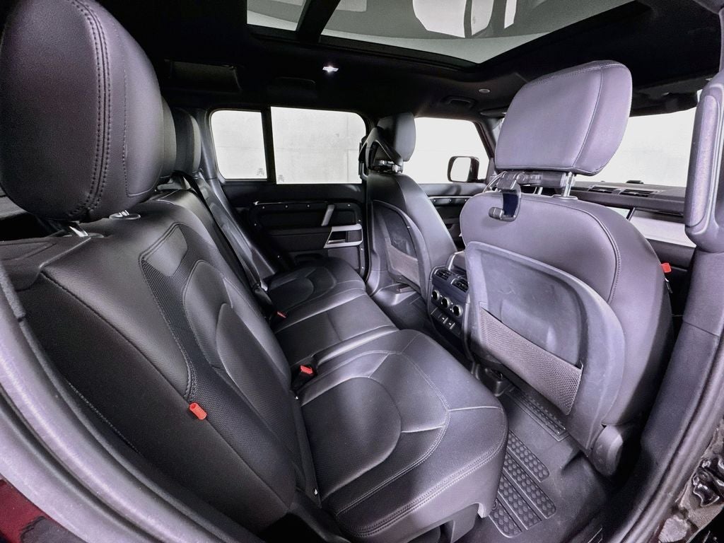 2024 Land Rover Defender X-Dynamic SE