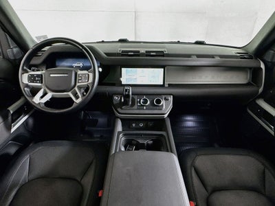 2024 Land Rover Defender X-Dynamic SE