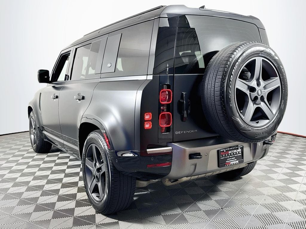 2024 Land Rover Defender X-Dynamic SE