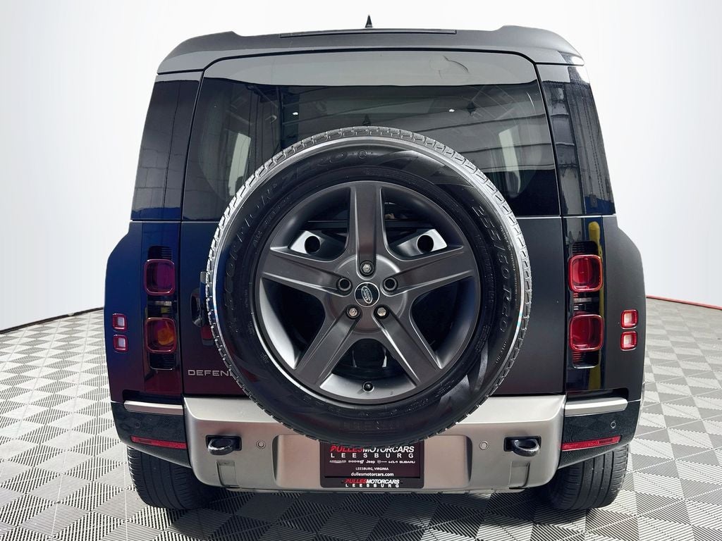 2024 Land Rover Defender X-Dynamic SE