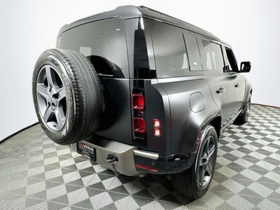2024 Land Rover Defender X-Dynamic SE