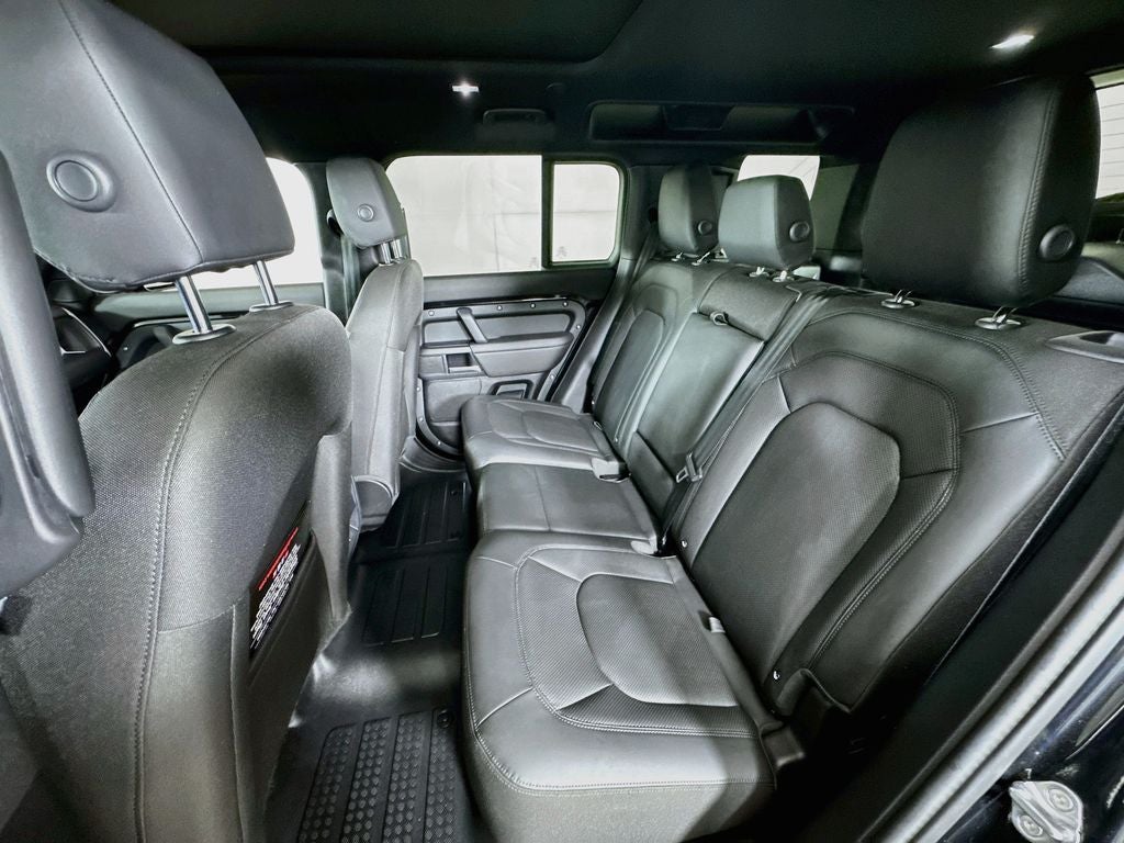 2025 Land Rover Defender P300 S