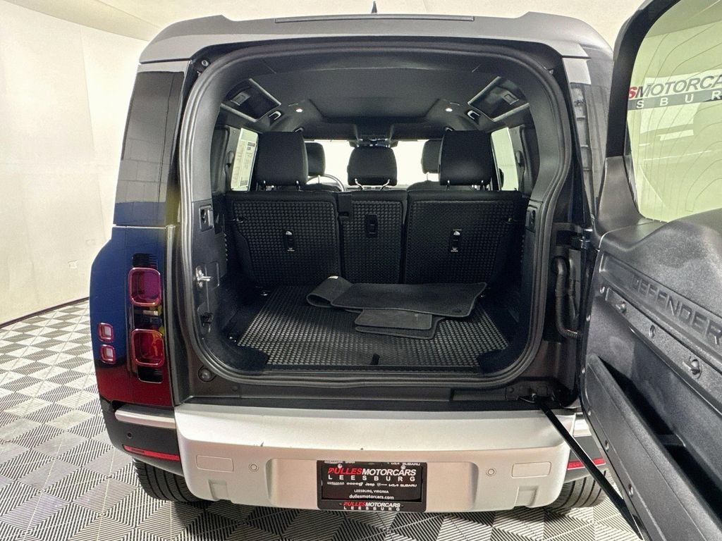 2025 Land Rover Defender P300 S