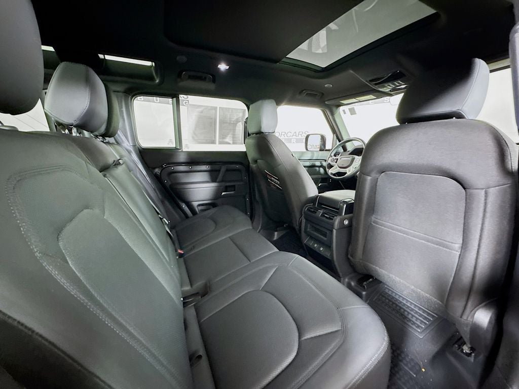 2025 Land Rover Defender S