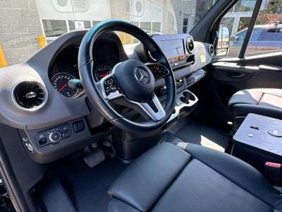 2022 Mercedes-Benz Sprinter 2500 Cargo 144 WB LUX CONVERSION PKG