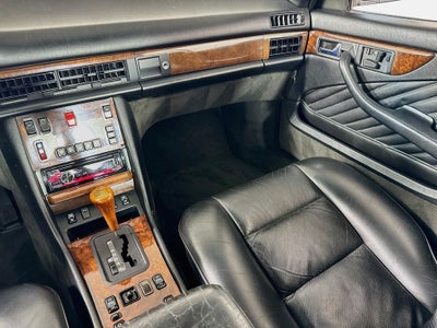 1989 Mercedes-Benz 500-Class 560 SEC