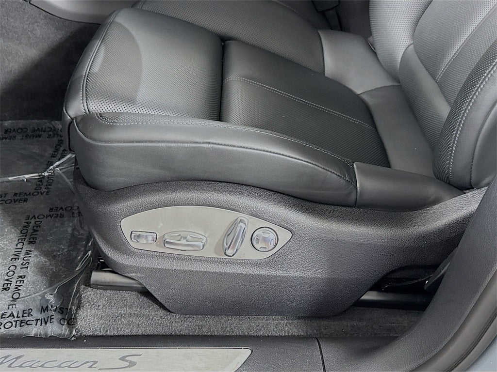 2023 Porsche Macan S