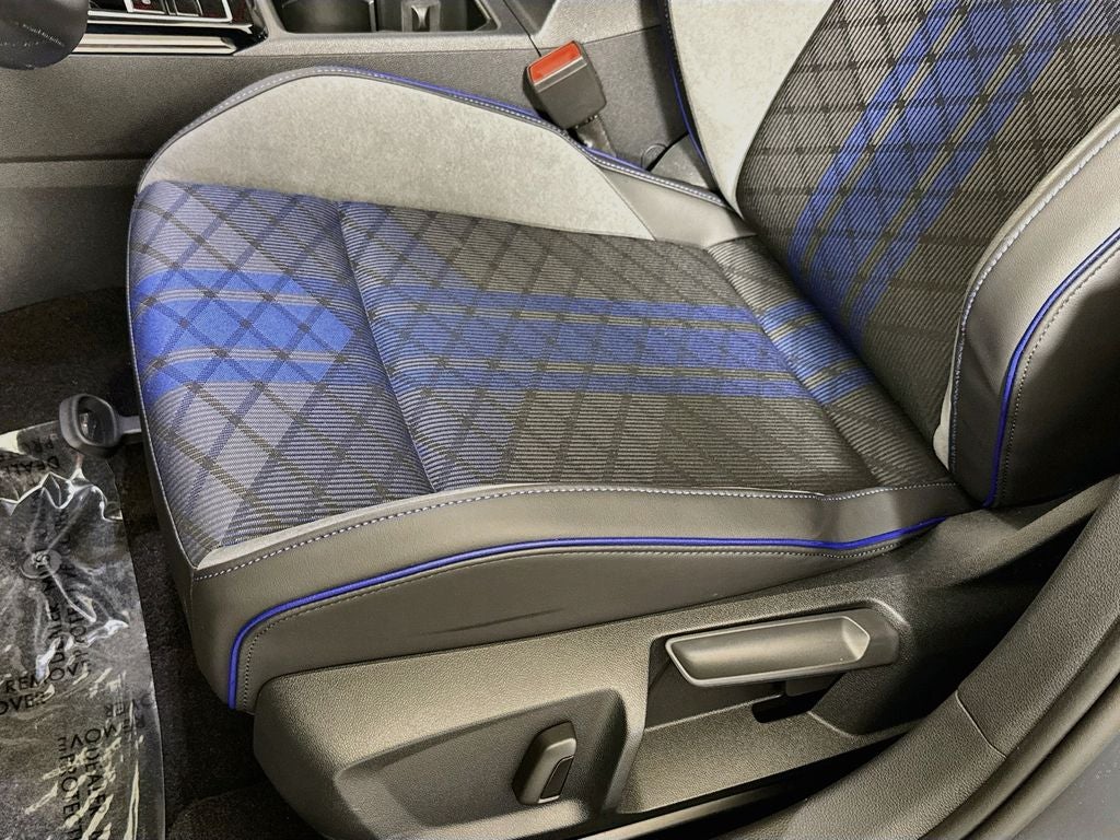 2026 Volkswagen Golf R 2.0T