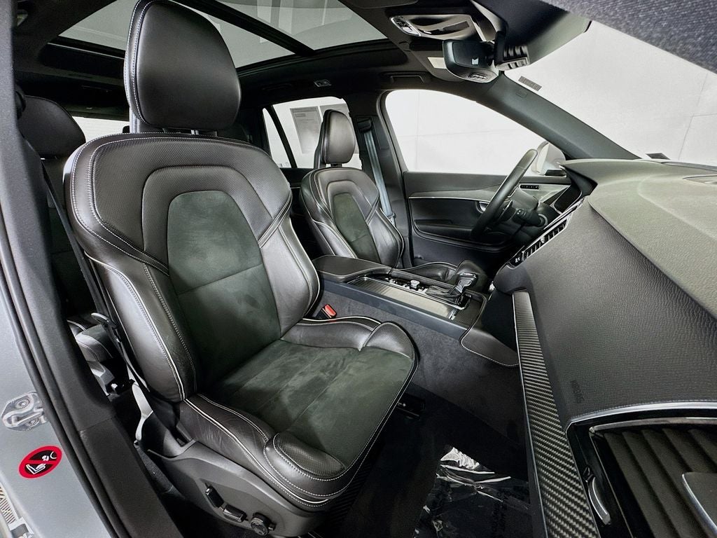 2017 Volvo XC90 T6 R-Design
