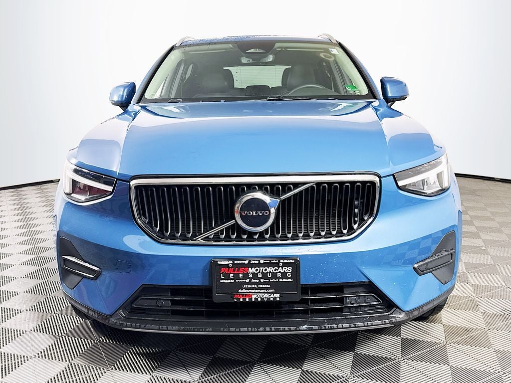 2023 Volvo XC40 B5 Core