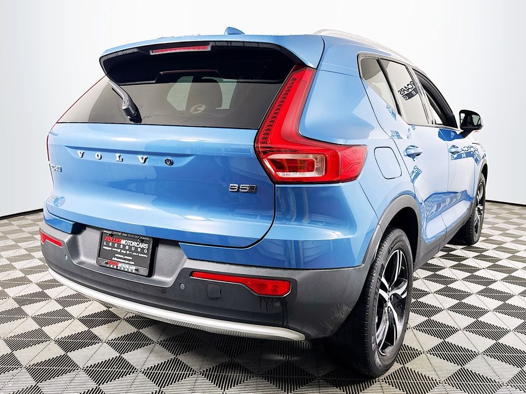 2023 Volvo XC40 B5 Core